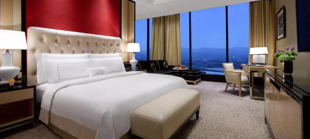 Hotel Terbaik Di Bandung, Rekomendasi Tempat Staycation Di Paris Van Java